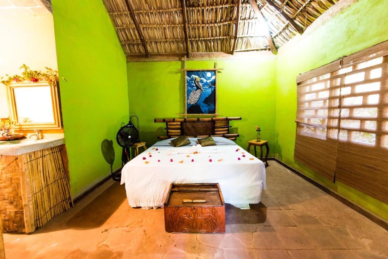Palapa Cabins Las Piedronas Exterior photo